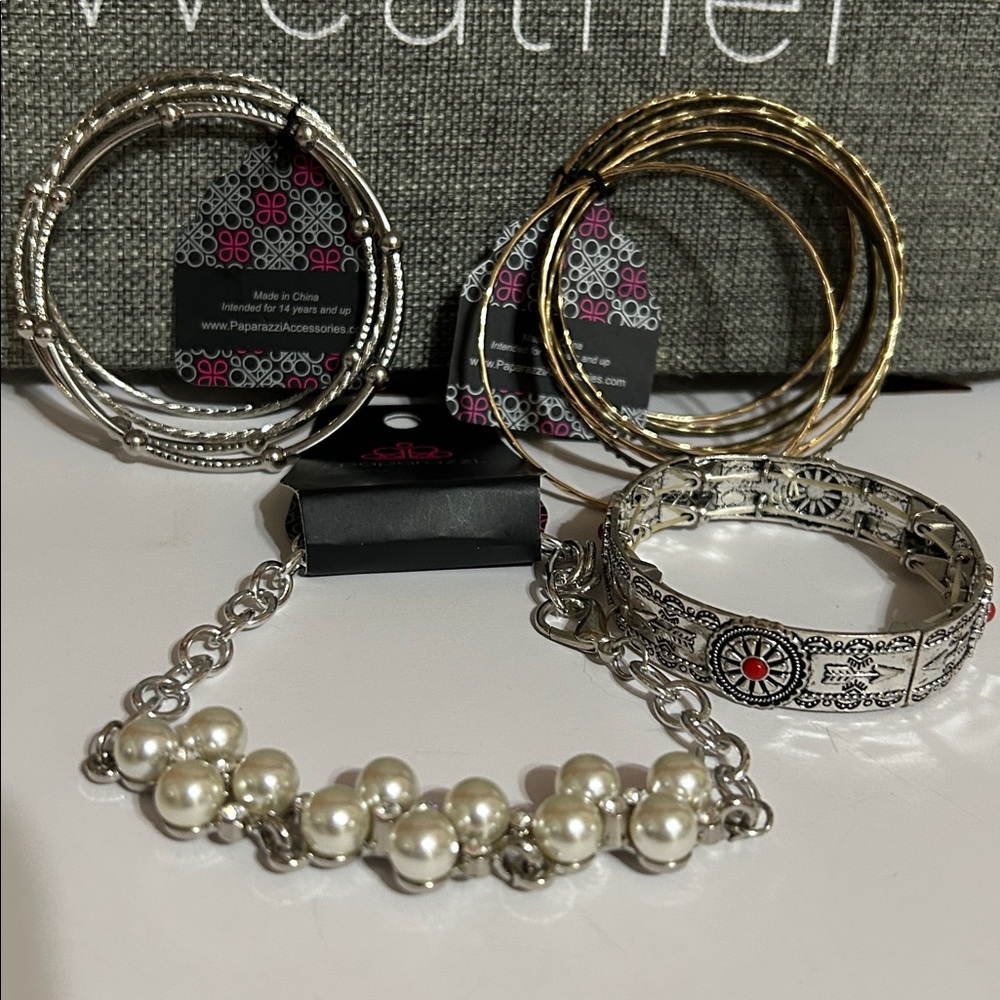 NWT Paparazzi Bracelets. Two Sets and Two  Single Bracelets. +Free pair Earring